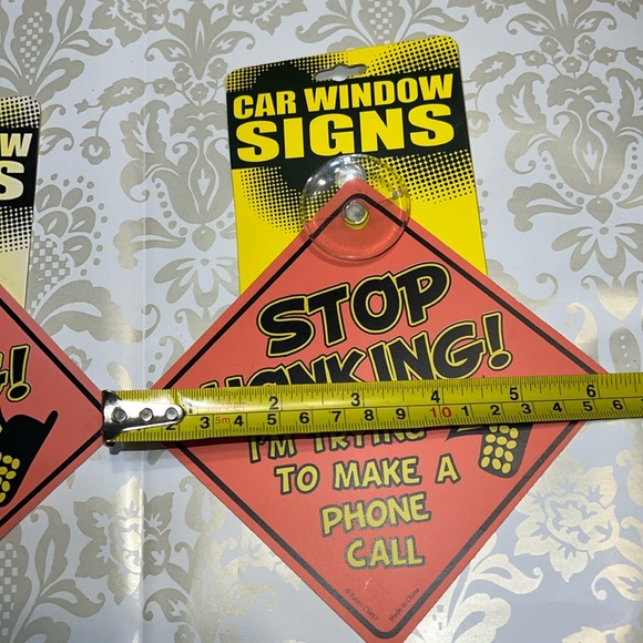 New Set of 2 “Stop Honking! I’m Trying To Make A Phone Call” Car Window Signs A - Picture 3 of 3
